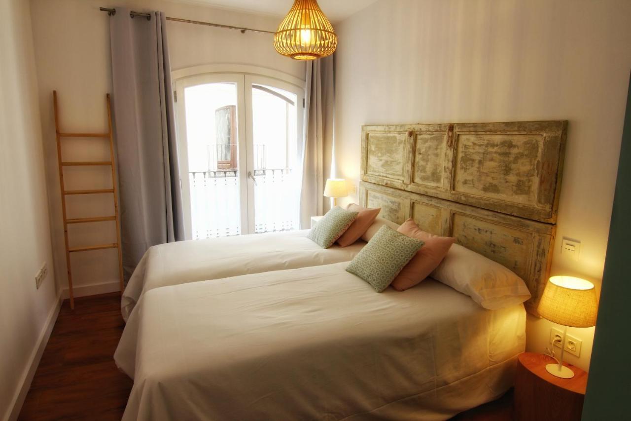 Apartamentos Almada Zaragoza Dış mekan fotoğraf