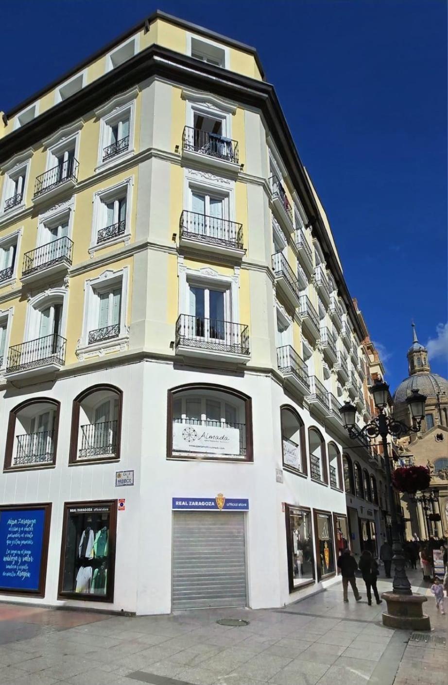 Apartamentos Almada Zaragoza Dış mekan fotoğraf
