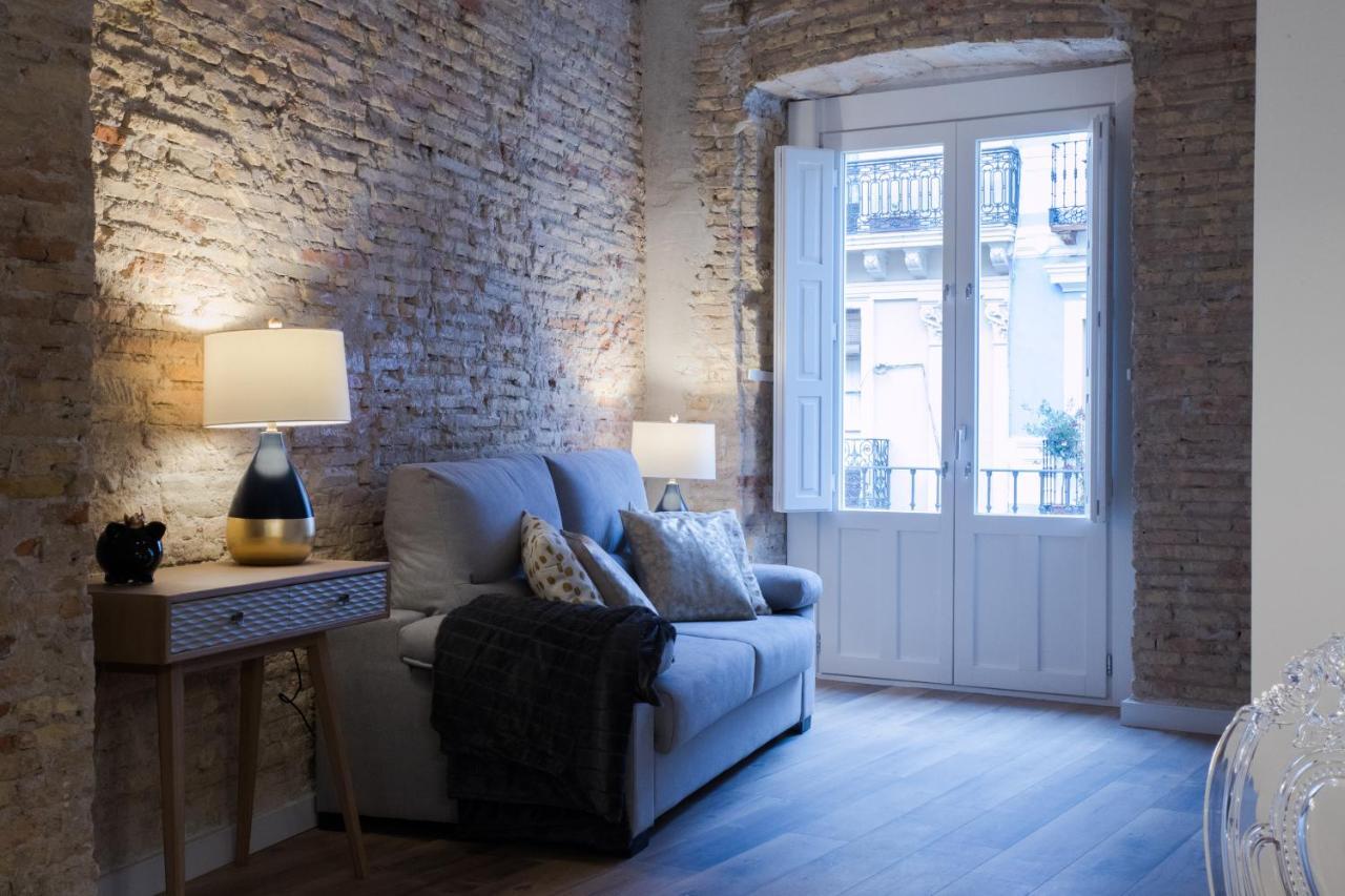 Apartamentos Almada Zaragoza Dış mekan fotoğraf